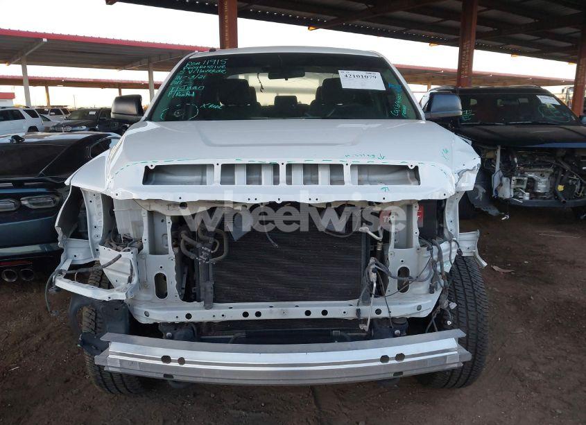 Photo 12 of 2018 Toyota Tundra SR5 5.7L V8 (VIN 5TFDY5F1XJX710426)