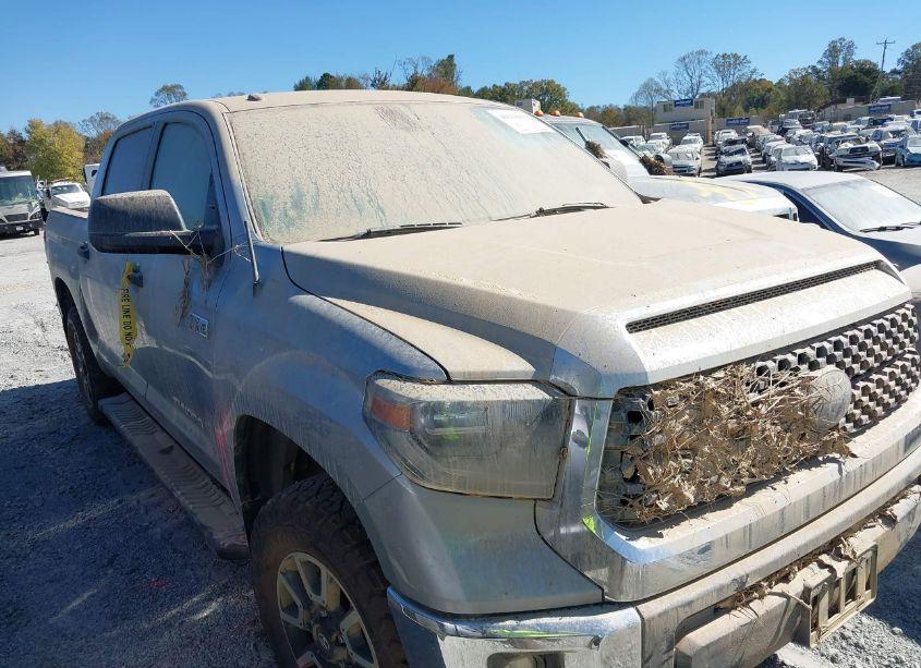 Photo 12 of 2018 Toyota Tundra SR5 5.7L V8 (VIN 5TFDY5F1XJX724505)