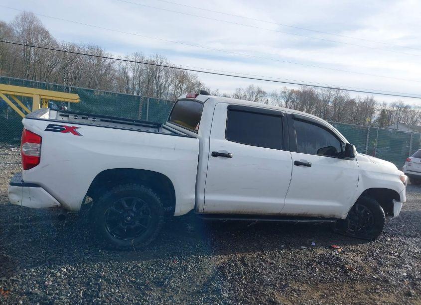 Photo 13 of 2021 Toyota Tundra SR5 (VIN 5TFDY5F1XMX029817)