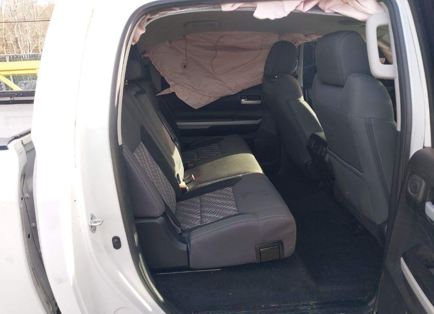 Photo 8 of 2021 Toyota Tundra SR5 (VIN 5TFDY5F1XMX029817)