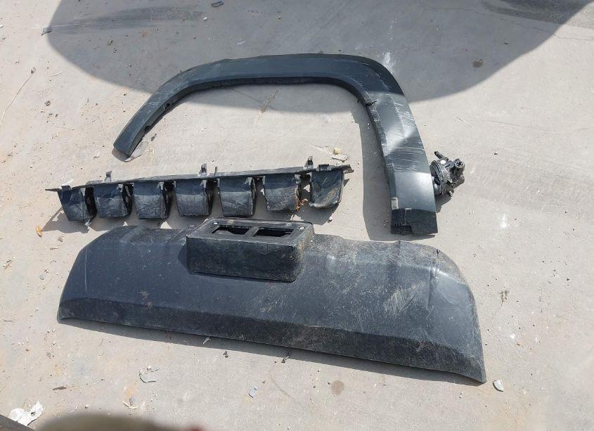 Photo 12 of 2020 Toyota Tacoma TRD OFF-ROAD (VIN 5TFDZ5BN1LX054075)