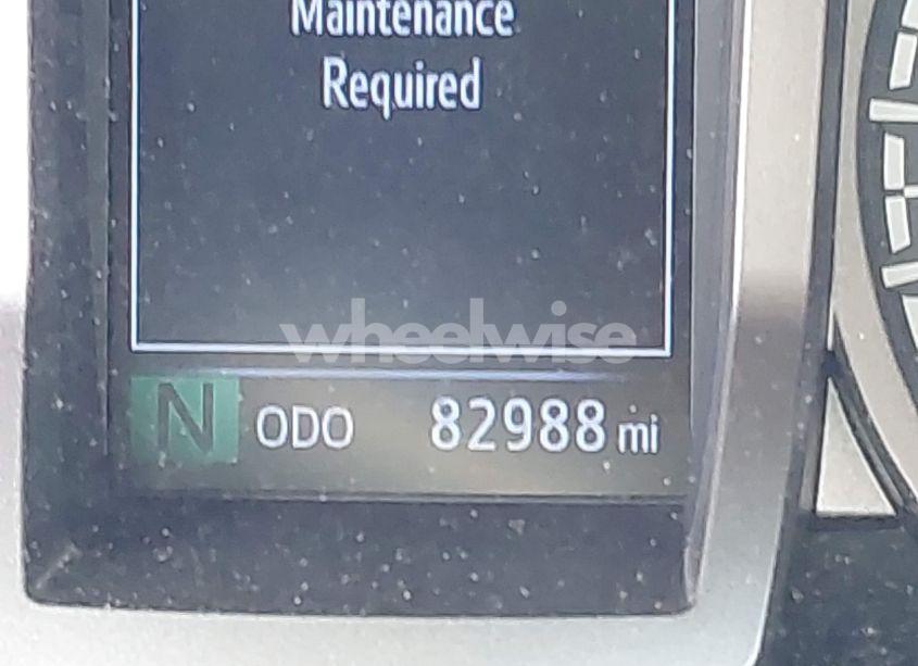 Photo 15 of 2017 Toyota Tacoma SR5 V6 (VIN 5TFDZ5BN2HX014661)