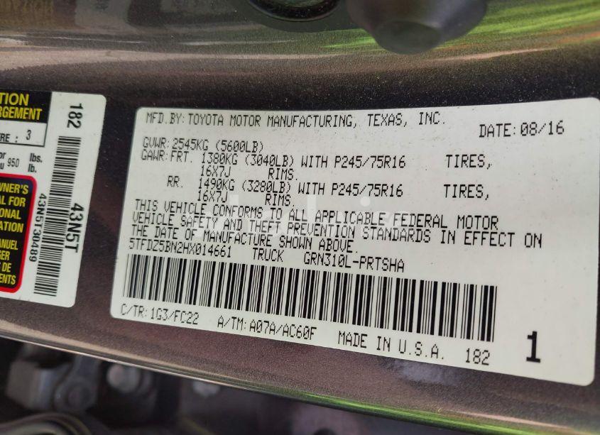 Photo 9 of 2017 Toyota Tacoma SR5 V6 (VIN 5TFDZ5BN2HX014661)