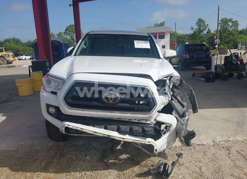 Photo 12 of 2021 Toyota Tacoma SR5 V6 (VIN 5TFDZ5BN2MX058444)