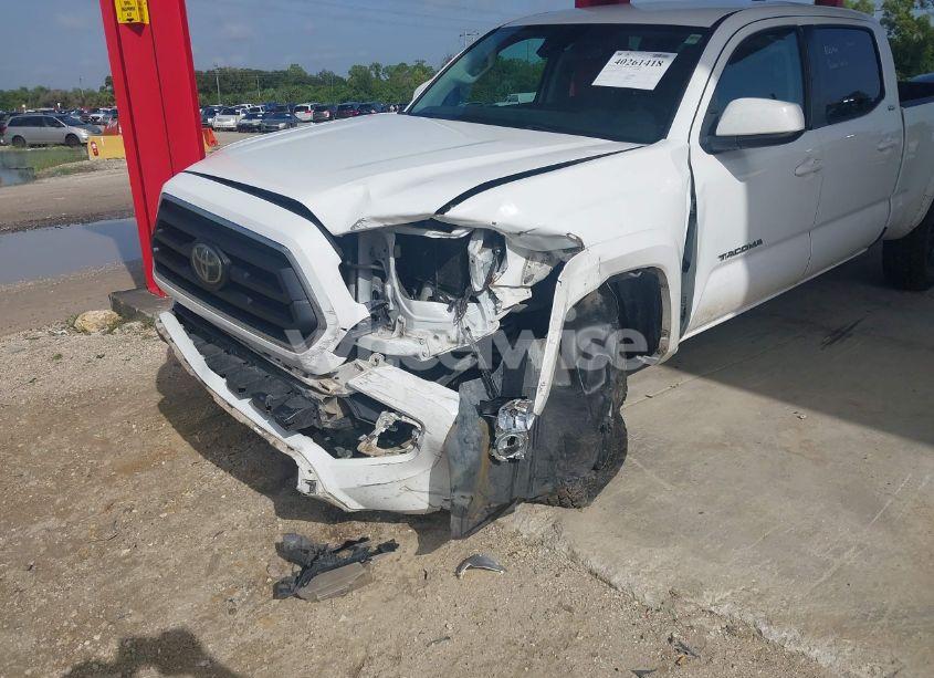 Photo 6 of 2021 Toyota Tacoma SR5 V6 (VIN 5TFDZ5BN2MX058444)