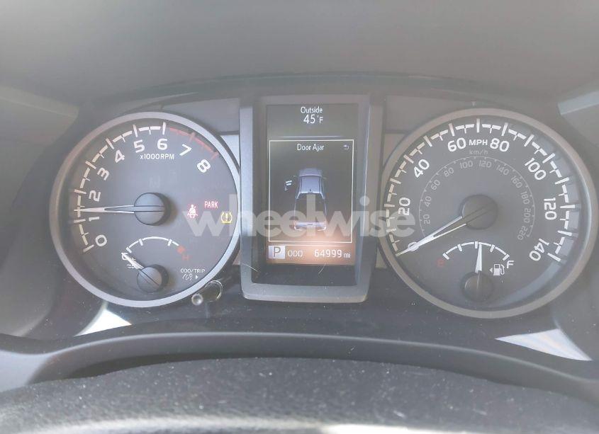 Photo 16 of 2017 Toyota Tacoma TRD SPORT (VIN 5TFDZ5BN4HX016542)