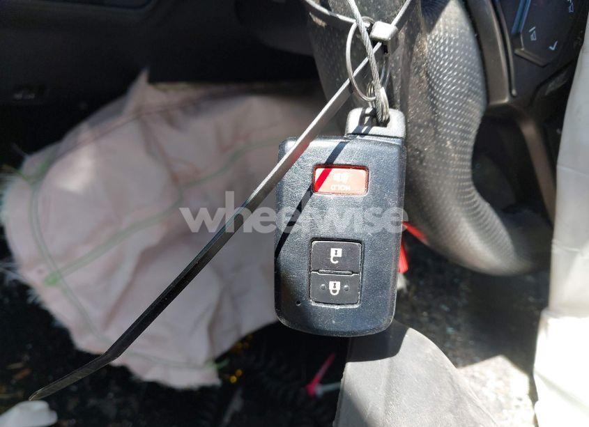 Photo 11 of 2017 Toyota Tacoma TRD SPORT (VIN 5TFDZ5BN4HX023362)