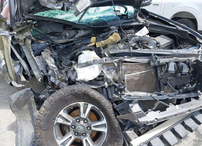 Photo 6 of 2017 Toyota Tacoma TRD SPORT (VIN 5TFDZ5BN4HX023362)