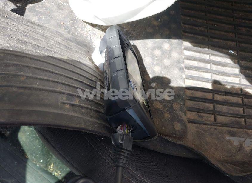 Photo 7 of 2017 Toyota Tacoma TRD SPORT (VIN 5TFDZ5BN4HX023362)