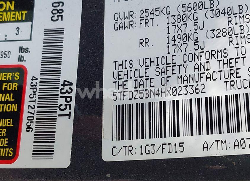 Photo 9 of 2017 Toyota Tacoma TRD SPORT (VIN 5TFDZ5BN4HX023362)