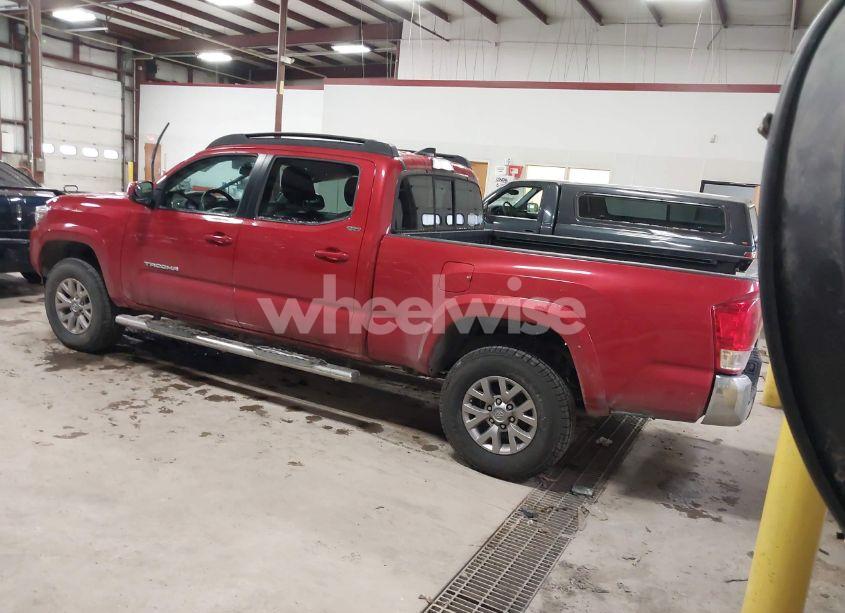 Photo 3 of 2017 Toyota Tacoma SR5 V6 (VIN 5TFDZ5BN8HX018651)