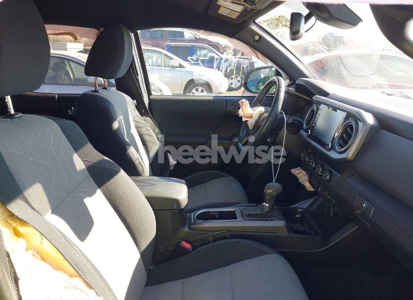 Photo 5 of 2020 Toyota Tacoma TRD OFF-ROAD (VIN 5TFDZ5BN8LX055658)