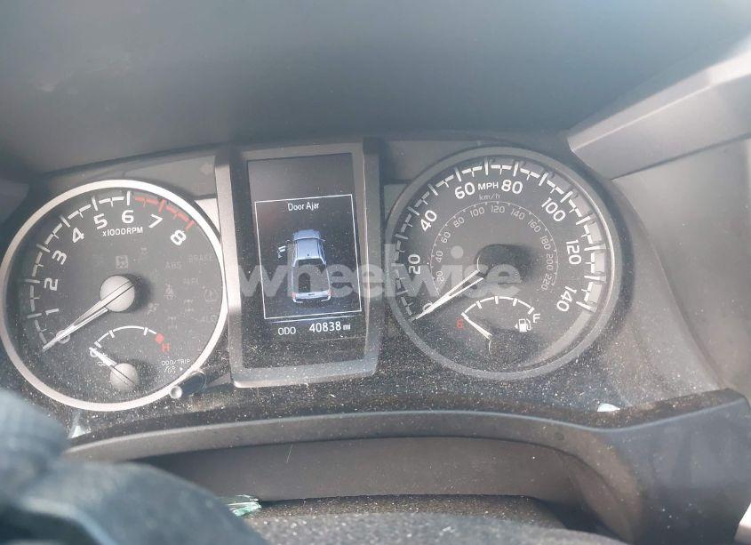 Photo 7 of 2021 Toyota Tacoma TRD OFF-ROAD (VIN 5TFDZ5BN8MX067522)