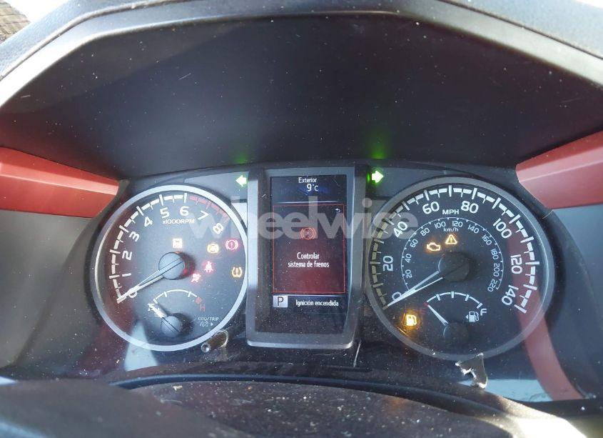 Photo 7 of 2016 Toyota Tacoma SR5 (VIN 5TFDZ5BN9GX008130)