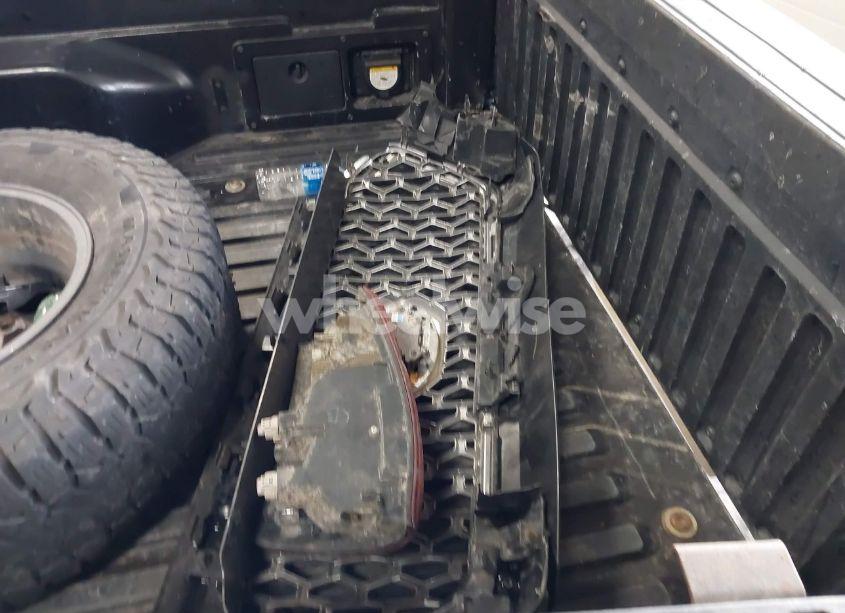 Photo 12 of 2019 Toyota Tacoma TRD OFF ROAD (VIN 5TFDZ5BN9KX043596)