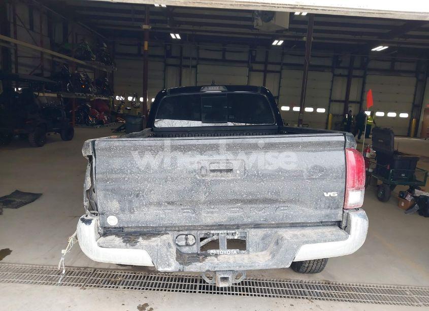 Photo 17 of 2019 Toyota Tacoma TRD OFF ROAD (VIN 5TFDZ5BN9KX043596)