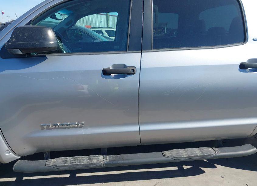 Photo 17 of 2014 Toyota Tundra SR5 4.6L V8 (VIN 5TFEM5F10EX082351)