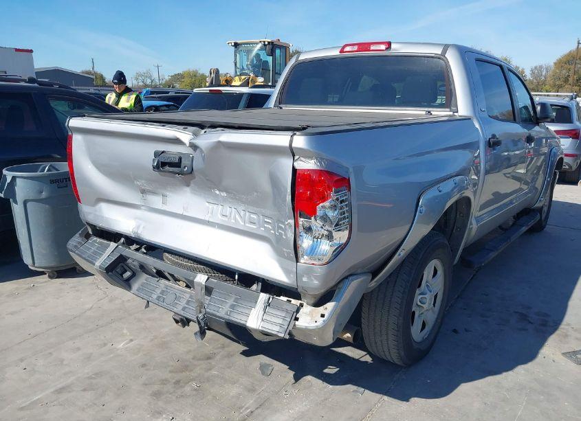 Photo 4 of 2014 Toyota Tundra SR5 4.6L V8 (VIN 5TFEM5F10EX082351)