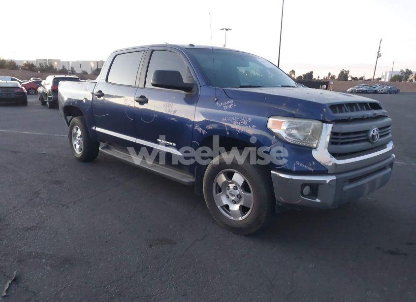 2014 Toyota Tundra SR5 4.6L V8 (VIN 5TFEM5F11EX074792) main photo