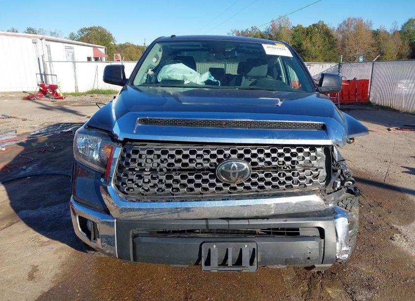 Photo 12 of 2018 Toyota Tundra SR5 4.6L V8 (VIN 5TFEM5F11JX131678)