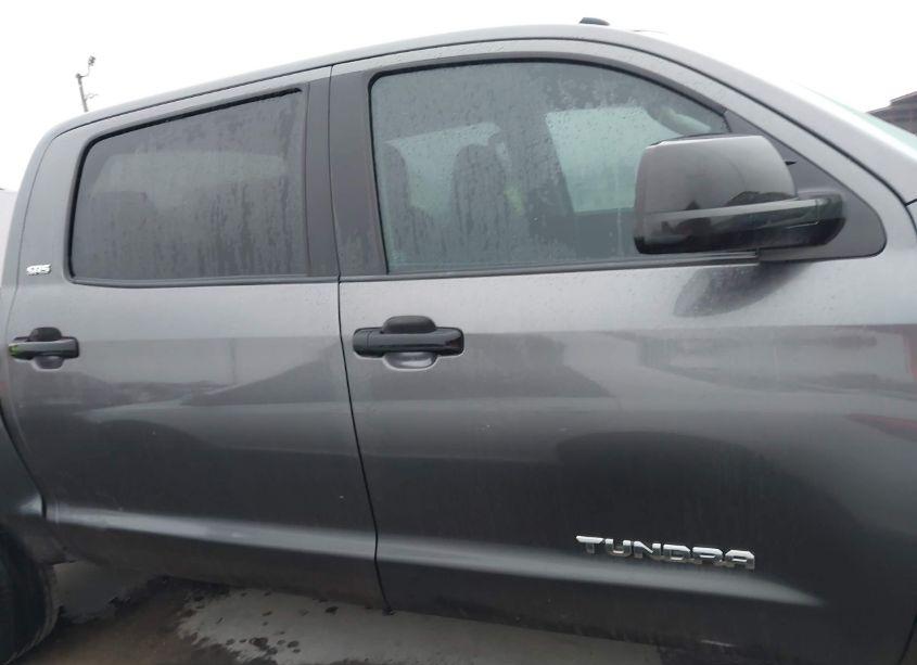 Photo 13 of 2015 Toyota Tundra SR5 4.6L V8 (VIN 5TFEM5F12FX085866)