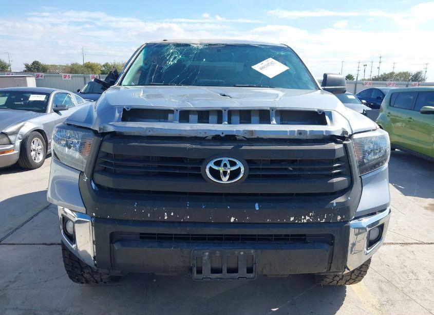 Photo 13 of 2015 Toyota Tundra SR5 4.6L V8 (VIN 5TFEM5F13FX090431)