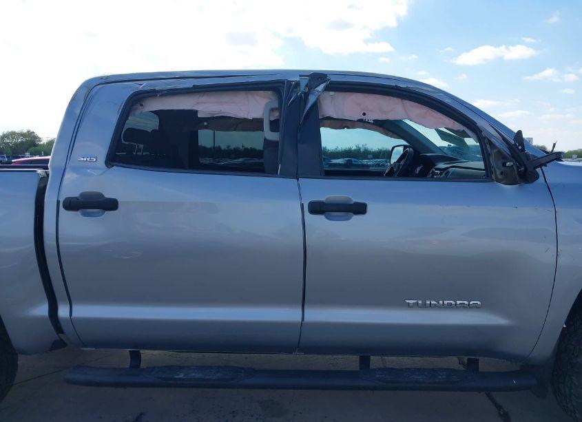 Photo 14 of 2015 Toyota Tundra SR5 4.6L V8 (VIN 5TFEM5F13FX090431)