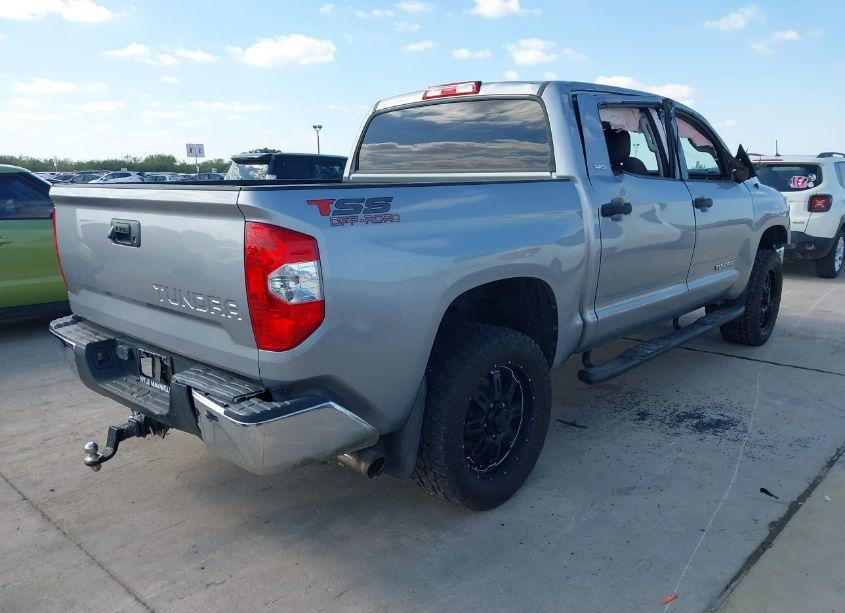 Photo 4 of 2015 Toyota Tundra SR5 4.6L V8 (VIN 5TFEM5F13FX090431)