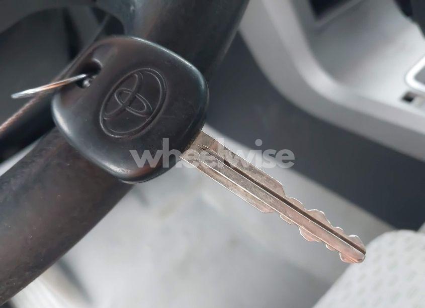 Photo 11 of 2011 Toyota Tundra GRADE 4.6L V8 (VIN 5TFEM5F14BX024450)