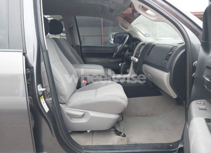 Photo 5 of 2011 Toyota Tundra GRADE 4.6L V8 (VIN 5TFEM5F14BX024450)