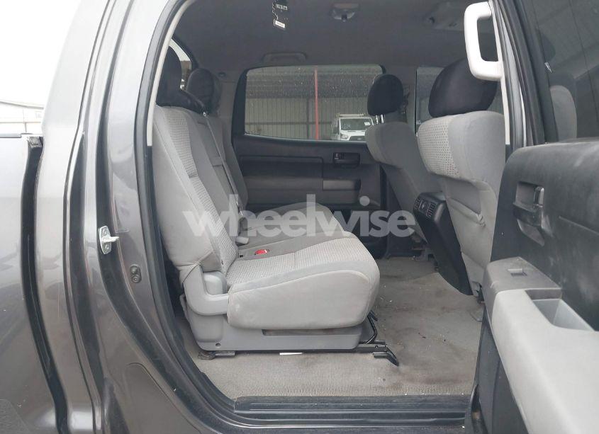 Photo 8 of 2011 Toyota Tundra GRADE 4.6L V8 (VIN 5TFEM5F14BX024450)