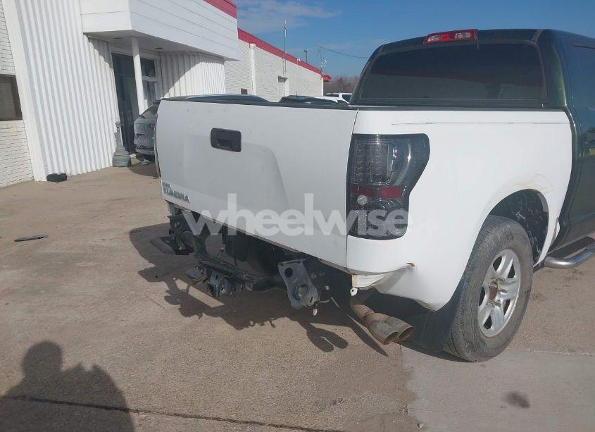 Photo 17 of 2012 Toyota Tundra GRADE 4.6L V8 (VIN 5TFEM5F14CX045123)