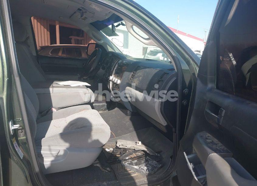 Photo 5 of 2012 Toyota Tundra GRADE 4.6L V8 (VIN 5TFEM5F14CX045123)