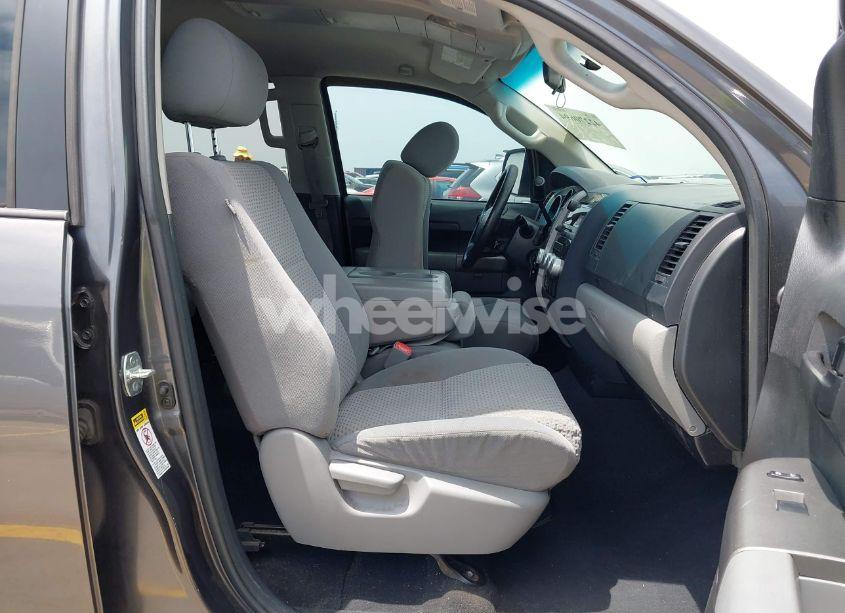 Photo 5 of 2013 Toyota Tundra GRADE 4.6L V8 (VIN 5TFEM5F14DX052476)