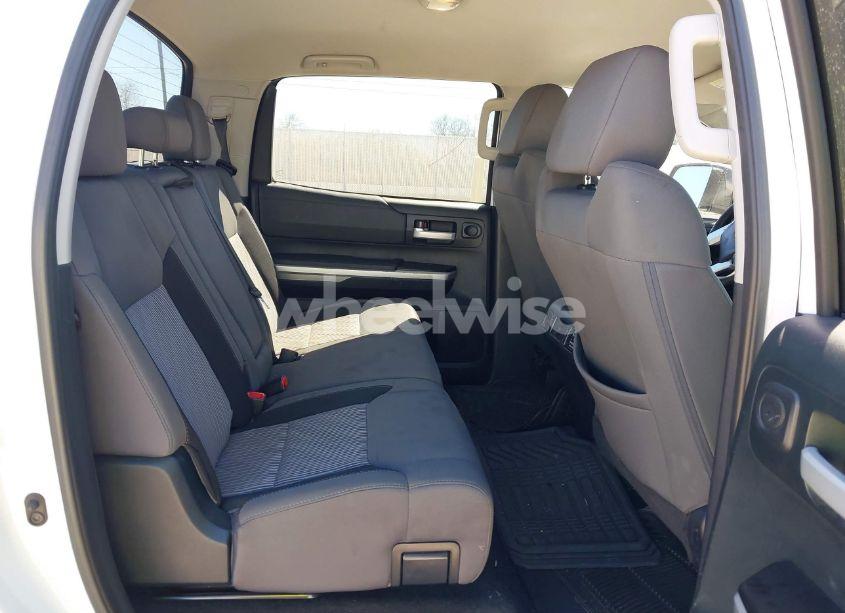 Photo 8 of 2017 Toyota Tundra SR5 4.6L V8 (VIN 5TFEM5F14HX115761)