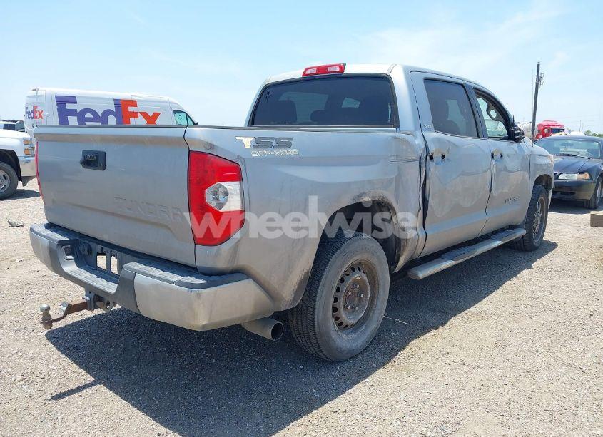 Photo 4 of 2014 Toyota Tundra SR5 4.6L V8 (VIN 5TFEM5F15EX068560)