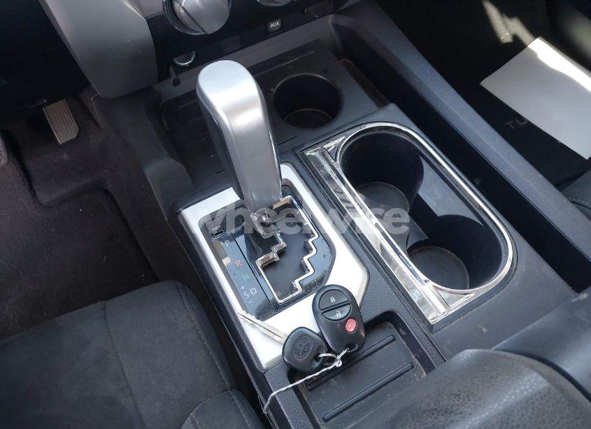 Photo 11 of 2016 Toyota Tundra SR5 4.6L V8 (VIN 5TFEM5F15GX105819)