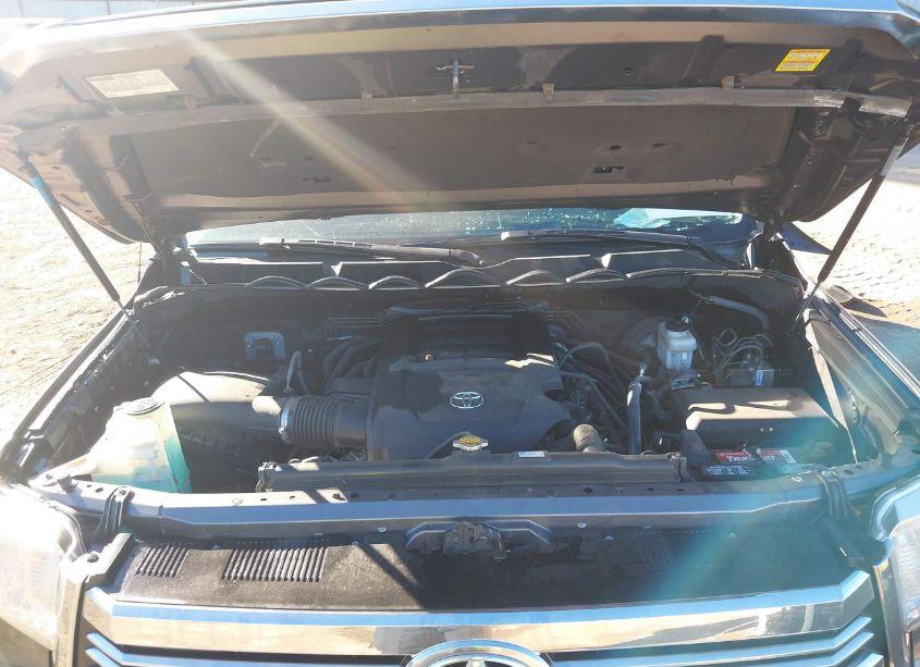 Photo 10 of 2017 Toyota Tundra SR5 4.6L V8 (VIN 5TFEM5F15HX112741)