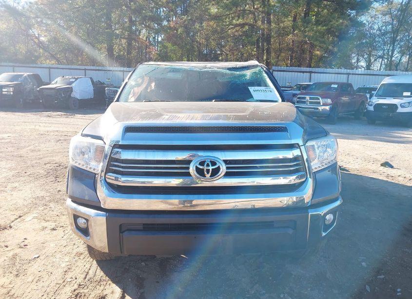 Photo 13 of 2017 Toyota Tundra SR5 4.6L V8 (VIN 5TFEM5F15HX112741)