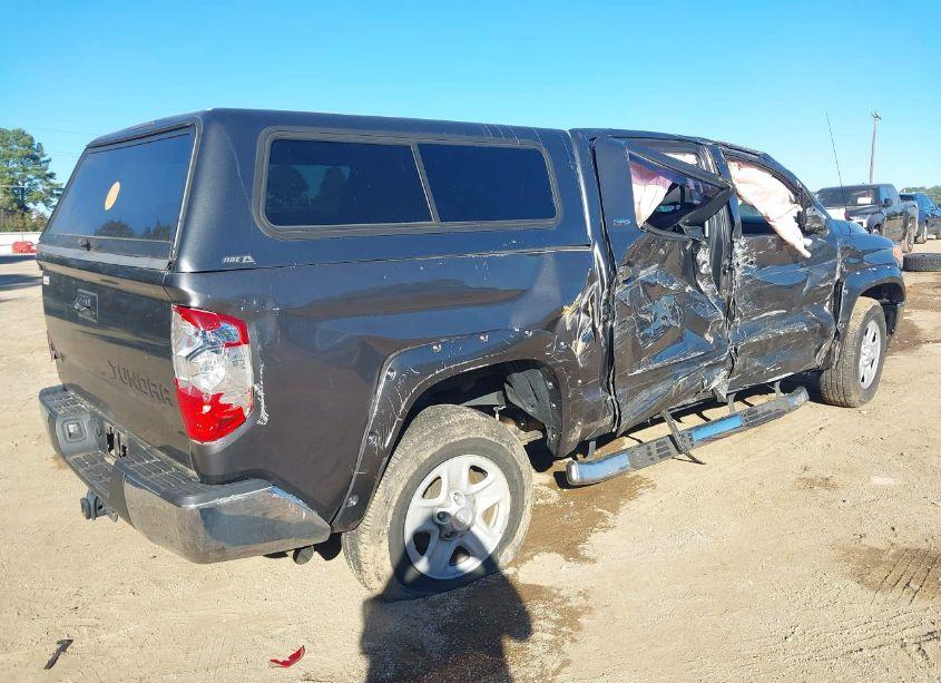 Photo 4 of 2017 Toyota Tundra SR5 4.6L V8 (VIN 5TFEM5F15HX112741)