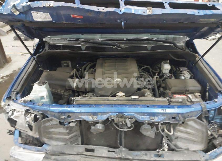 Photo 10 of 2018 Toyota Tundra SR5 4.6L V8 (VIN 5TFEM5F15JX131991)