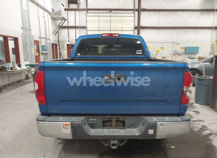 Photo 17 of 2018 Toyota Tundra SR5 4.6L V8 (VIN 5TFEM5F15JX131991)