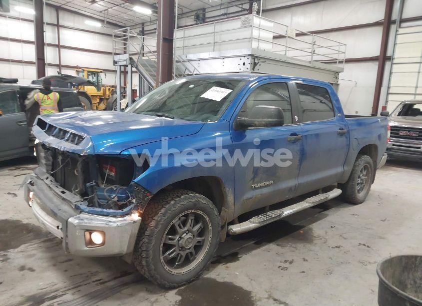 Photo 2 of 2018 Toyota Tundra SR5 4.6L V8 (VIN 5TFEM5F15JX131991)