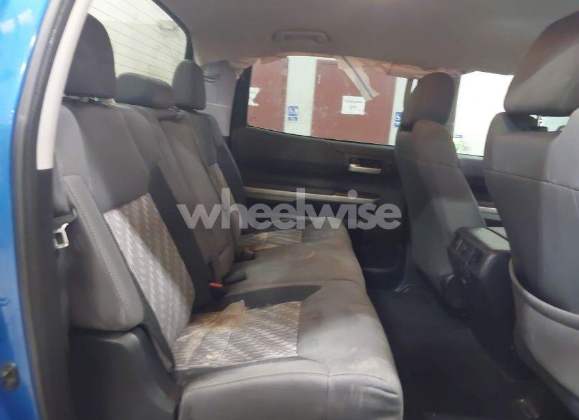 Photo 8 of 2018 Toyota Tundra SR5 4.6L V8 (VIN 5TFEM5F15JX131991)