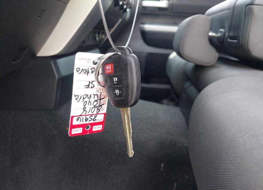 Photo 11 of 2018 Toyota Tundra SR5 4.6L V8 (VIN 5TFEM5F15JX134440)