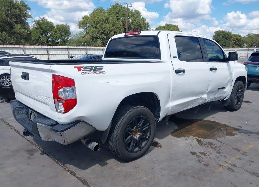 Photo 4 of 2018 Toyota Tundra SR5 4.6L V8 (VIN 5TFEM5F15JX134440)