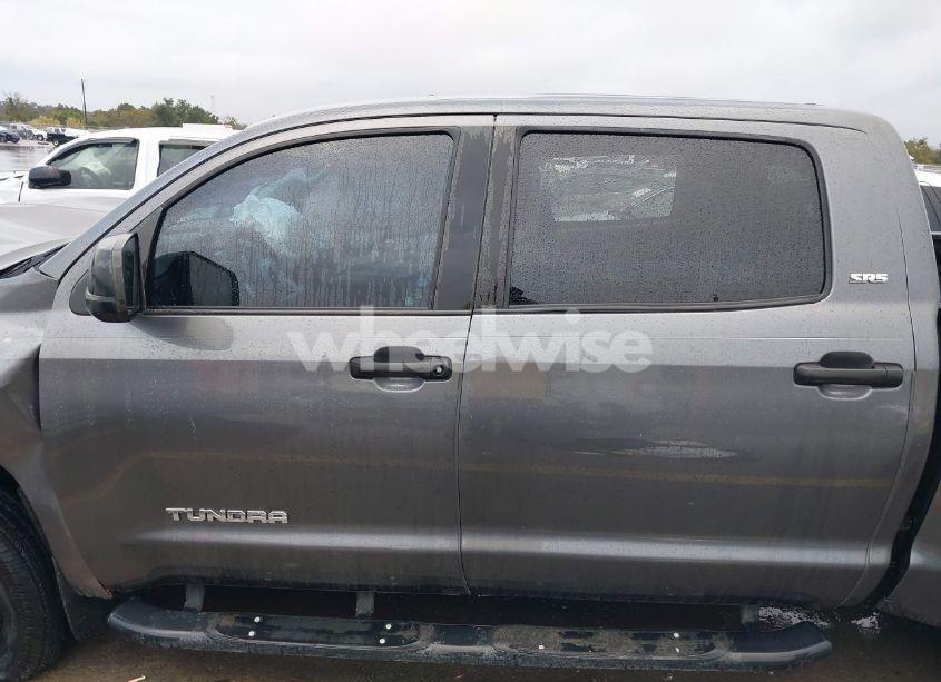 Photo 13 of 2014 Toyota Tundra SR5 4.6L V8 (VIN 5TFEM5F16EX082421)