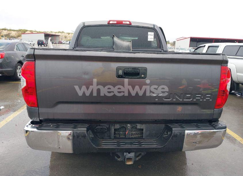 Photo 15 of 2014 Toyota Tundra SR5 4.6L V8 (VIN 5TFEM5F16EX082421)