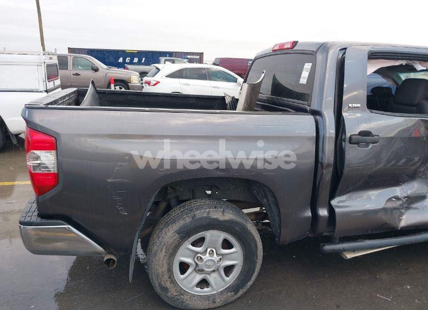 Photo 18 of 2014 Toyota Tundra SR5 4.6L V8 (VIN 5TFEM5F16EX082421)