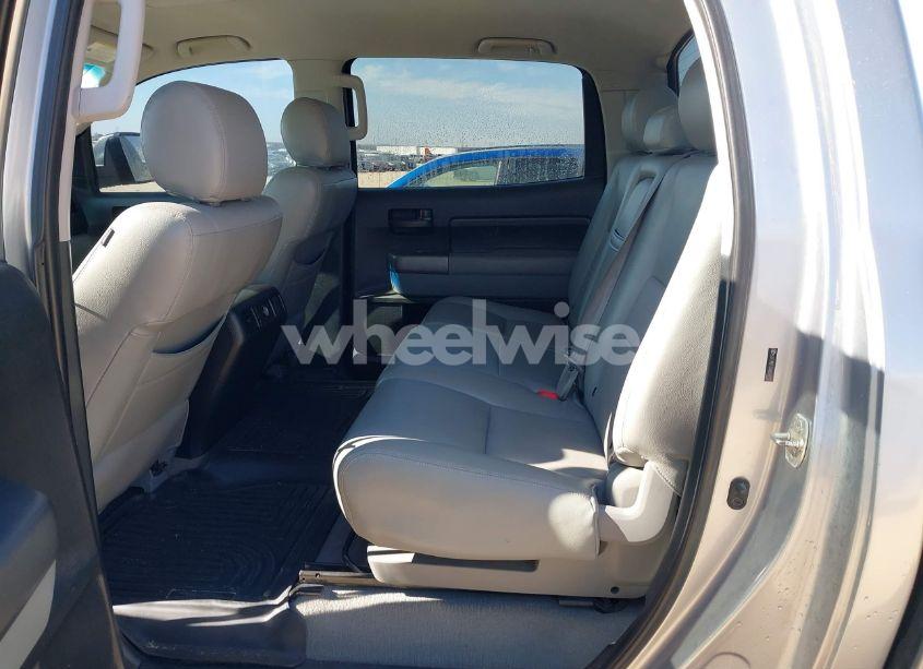 Photo 8 of 2010 Toyota Tundra GRADE 4.6L V8 (VIN 5TFEM5F17AX004353)